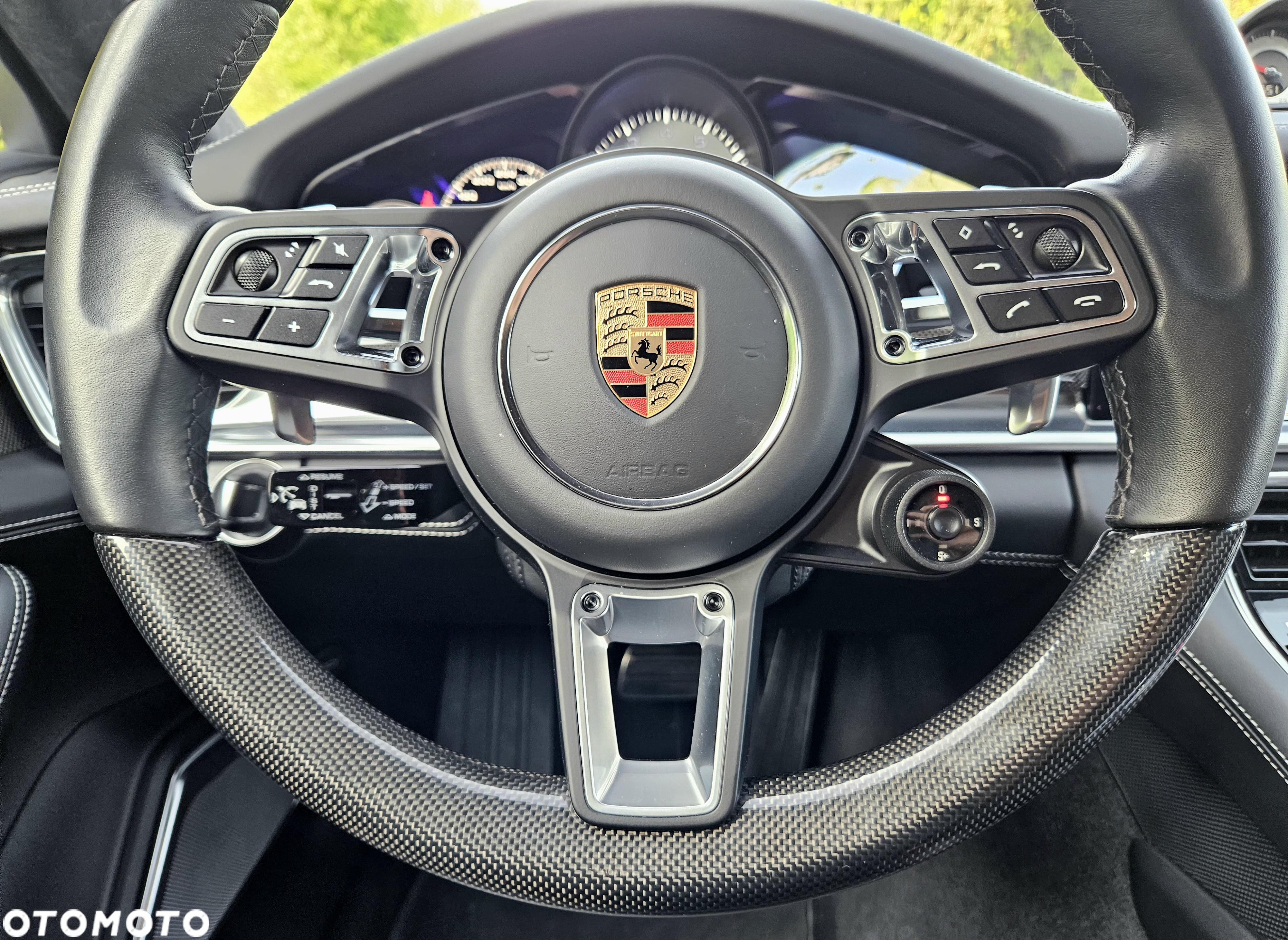 Porsche Panamera Turbo Executive - 25