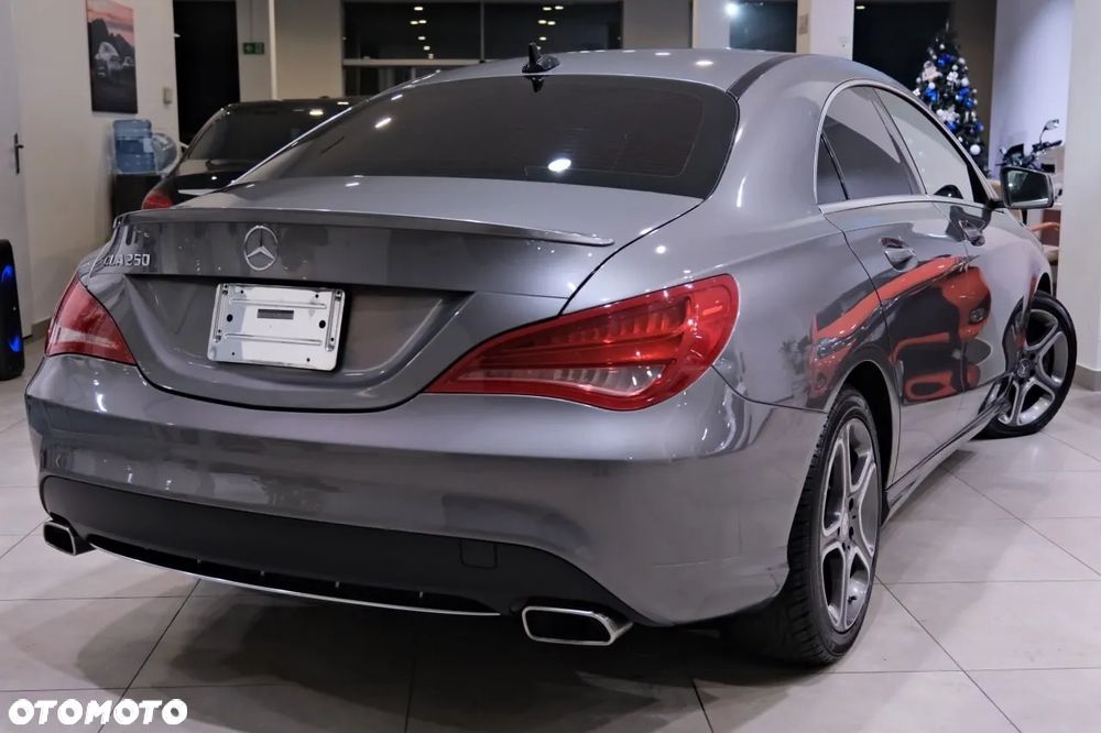 Mercedes-Benz CLA - 13