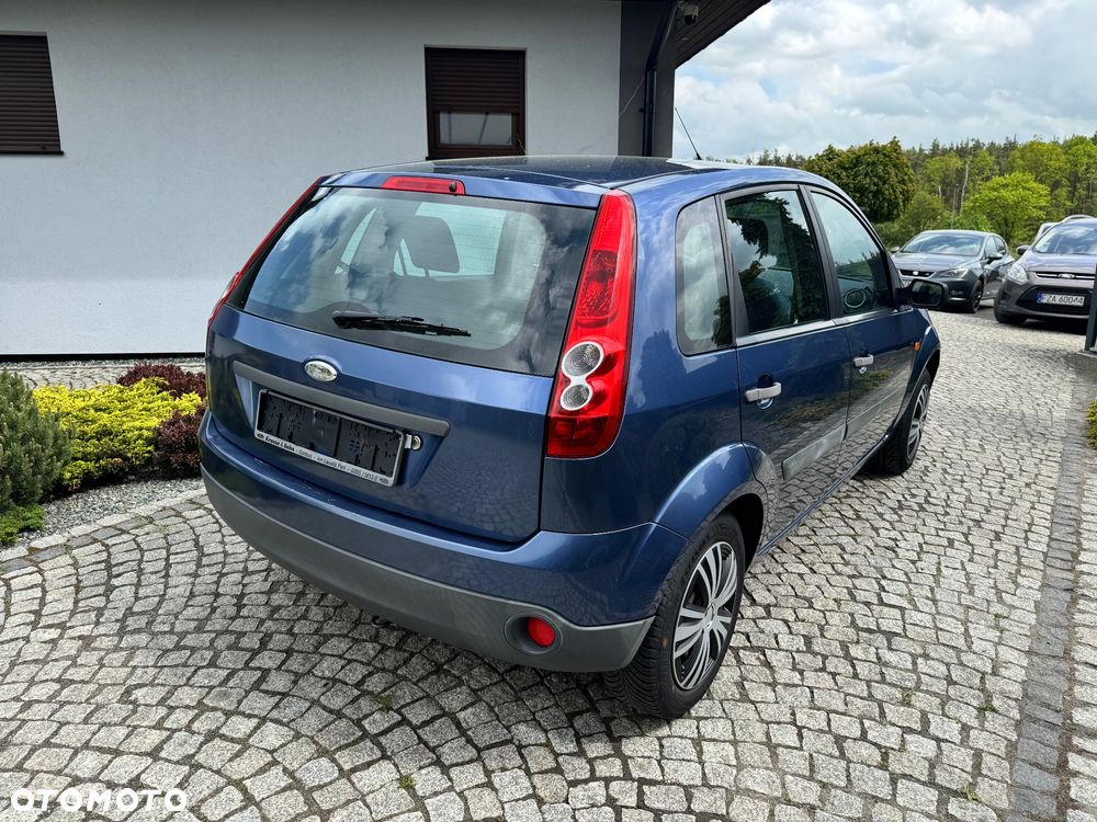 Ford Fiesta - 20