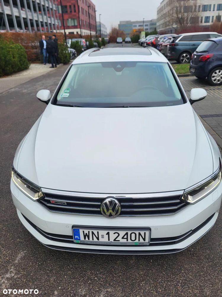Volkswagen Passat - 2