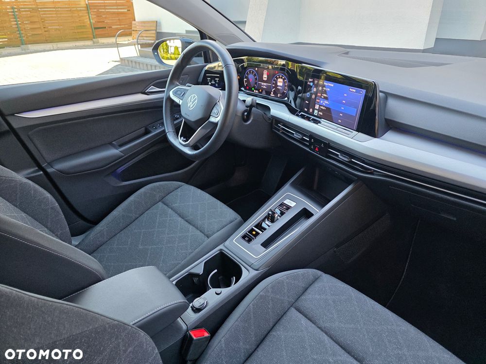 Volkswagen Golf 1.5 eTSI Life DSG - 26