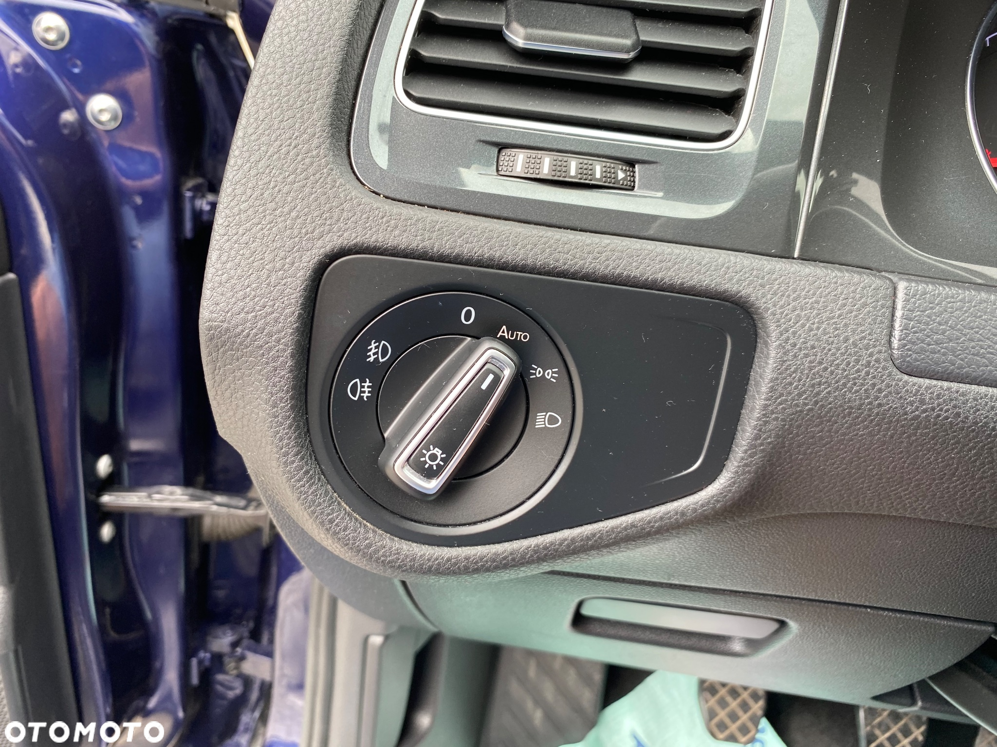 Volkswagen Golf - 21