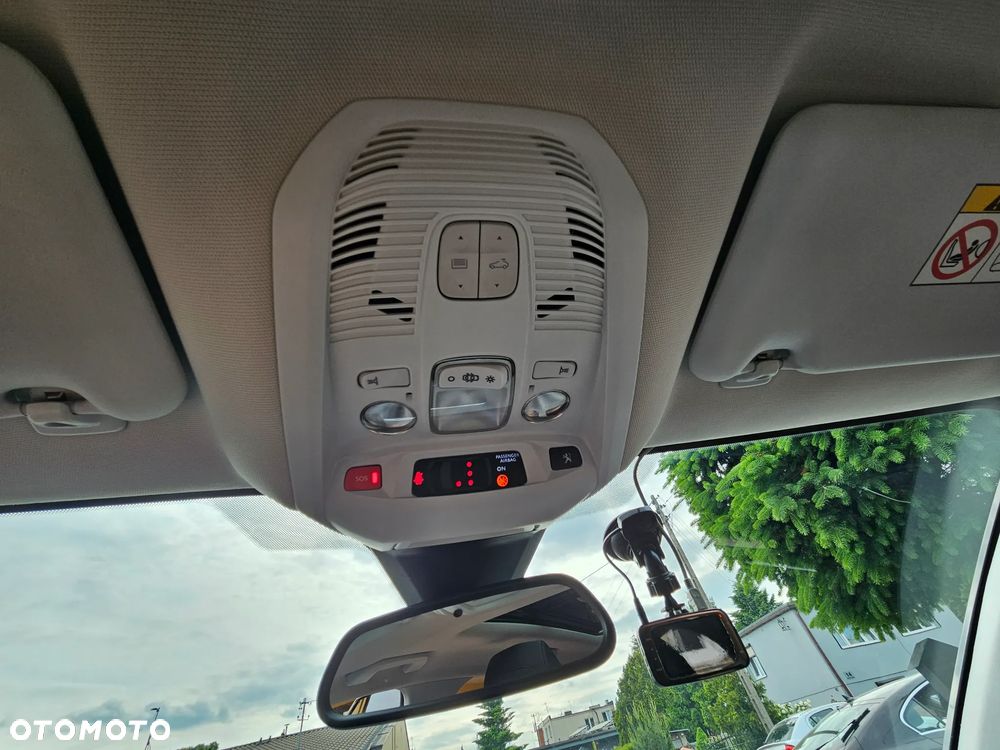 Peugeot 3008 - 15