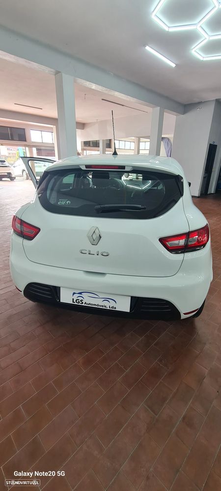 Renault Clio TCe 90 Limited - 13