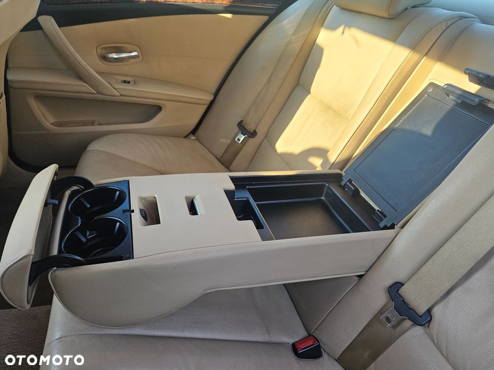 BMW Seria 5 - 25