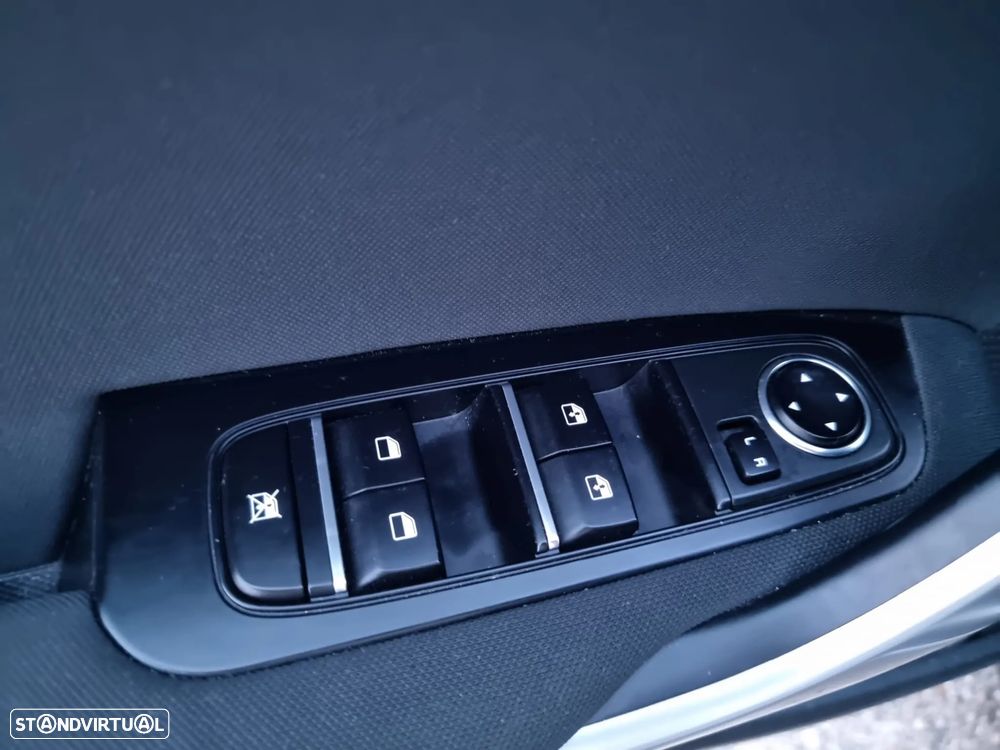 Kia XCeed 1.0 T-GDI Dynamic - 24