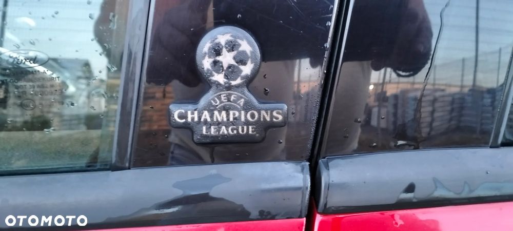 Ford Focus 1.6 TDCi DPF Champions Edition - 33