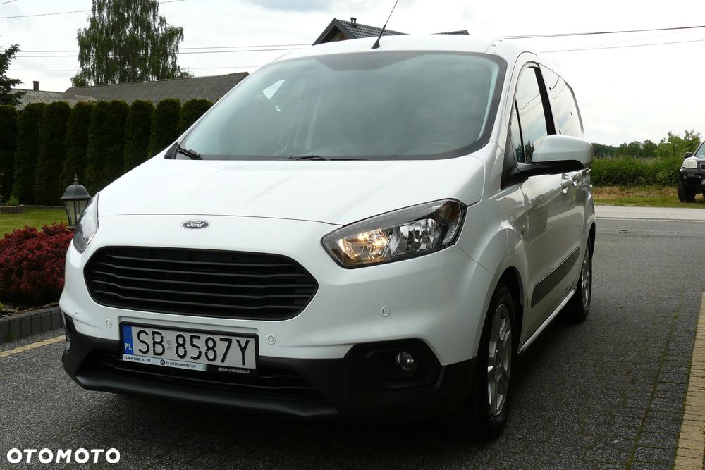 Ford Transit Courier Trend - 26