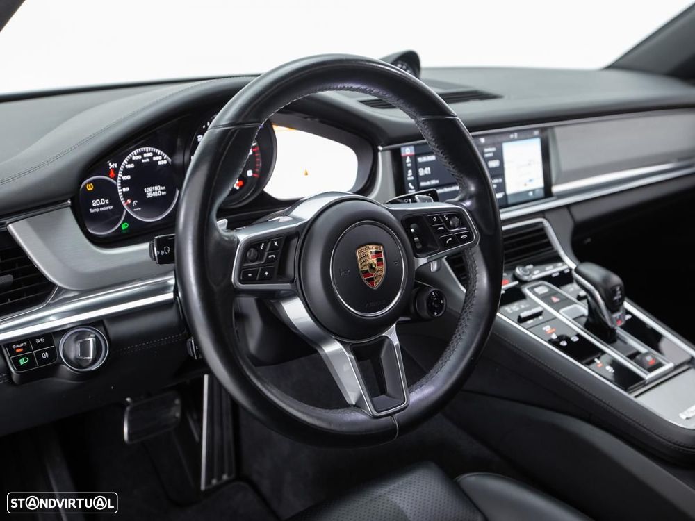Porsche Panamera 4 S - 22