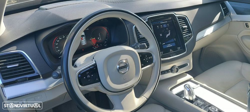 Volvo XC 90 - 20
