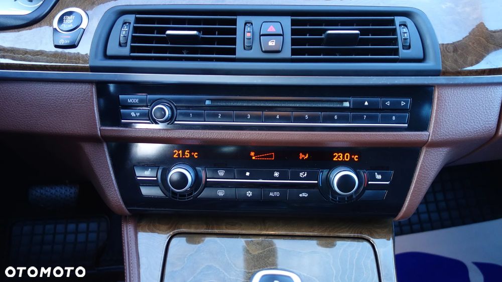 BMW Seria 5 520d Luxury Line - 27