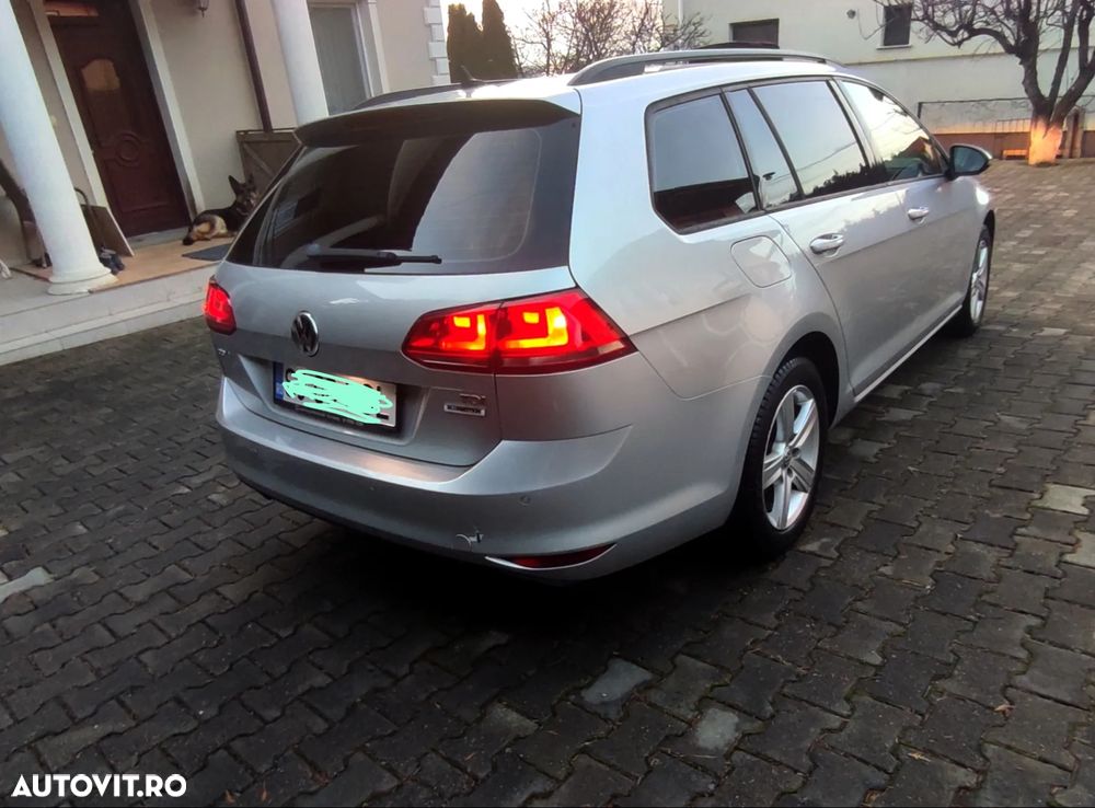 Volkswagen Golf 1.6 TDI BlueMotion Technology Comfortline - 4