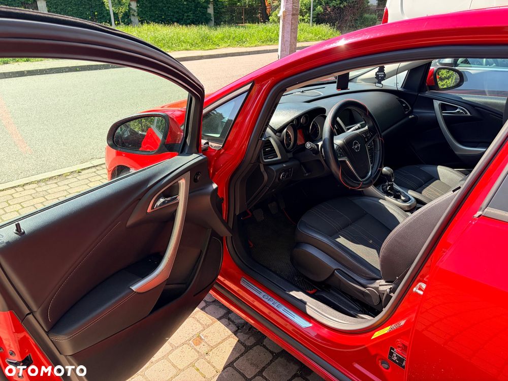 Opel Astra 1.4 Turbo 150 Jahre - 6