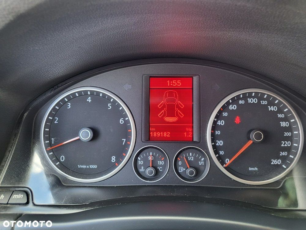 Volkswagen Tiguan - 26