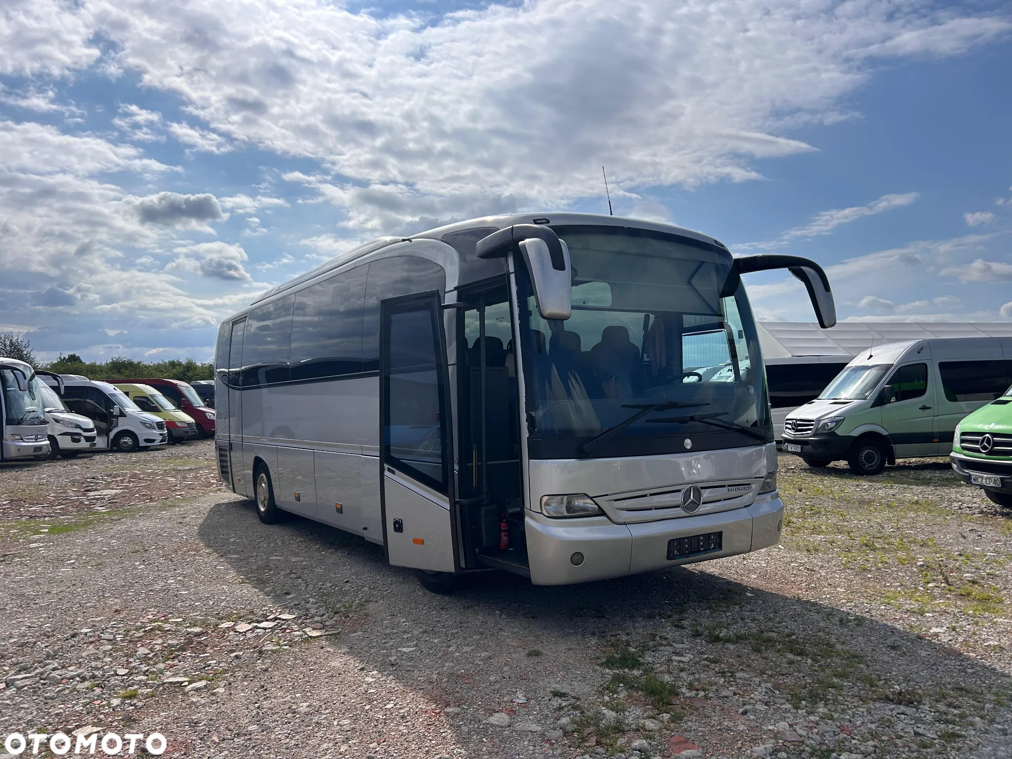 Mercedes-Benz Tourino - 10