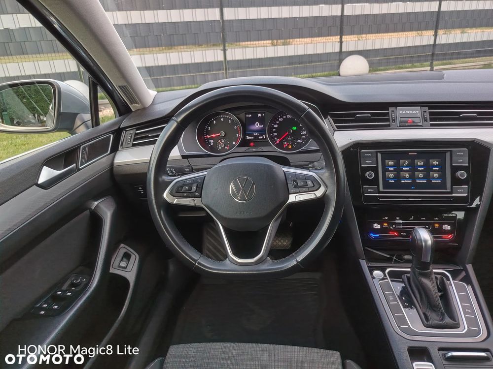 Volkswagen Passat - 7