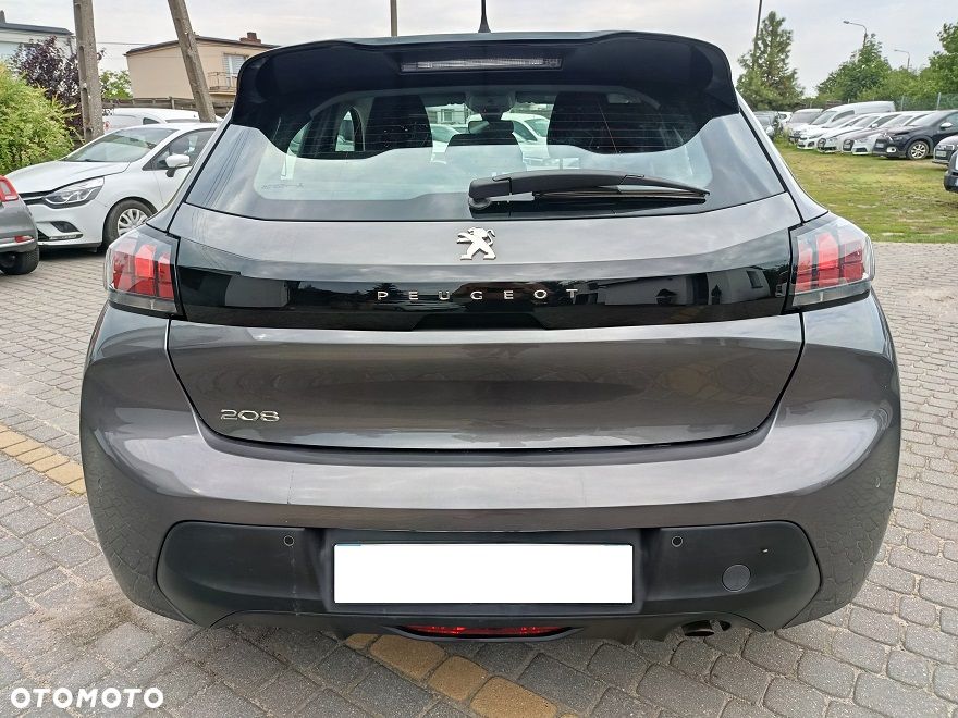 Peugeot 208 - 4