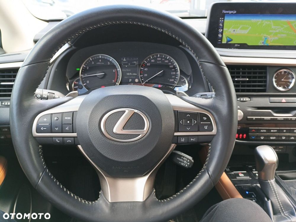 Lexus RX - 17