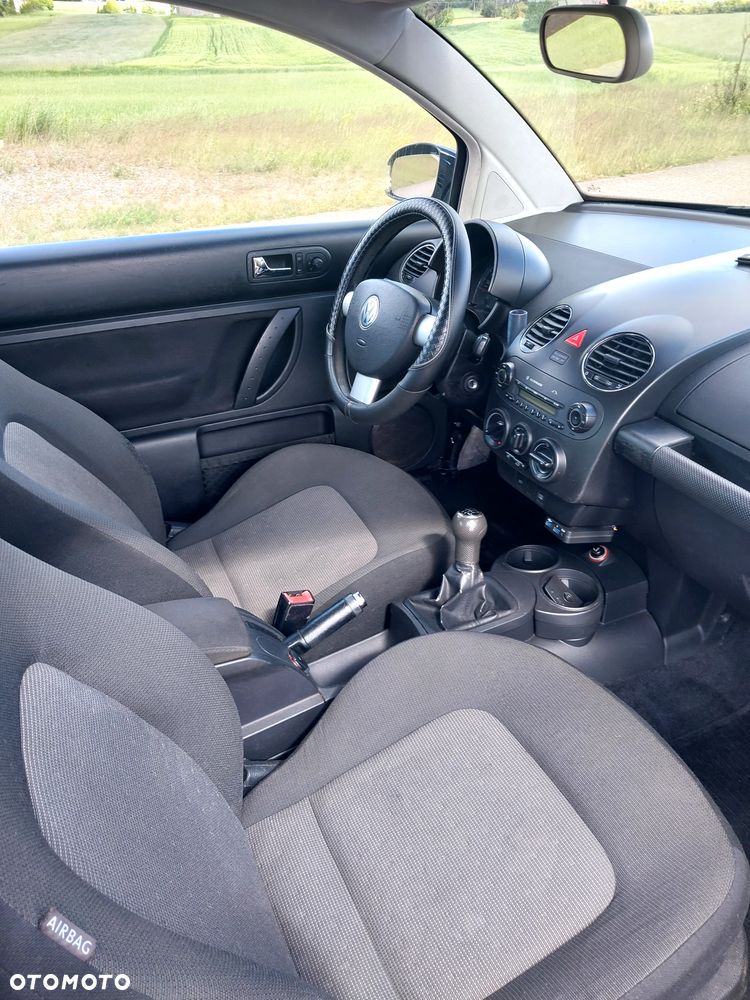 Volkswagen New Beetle 1.4 - 7