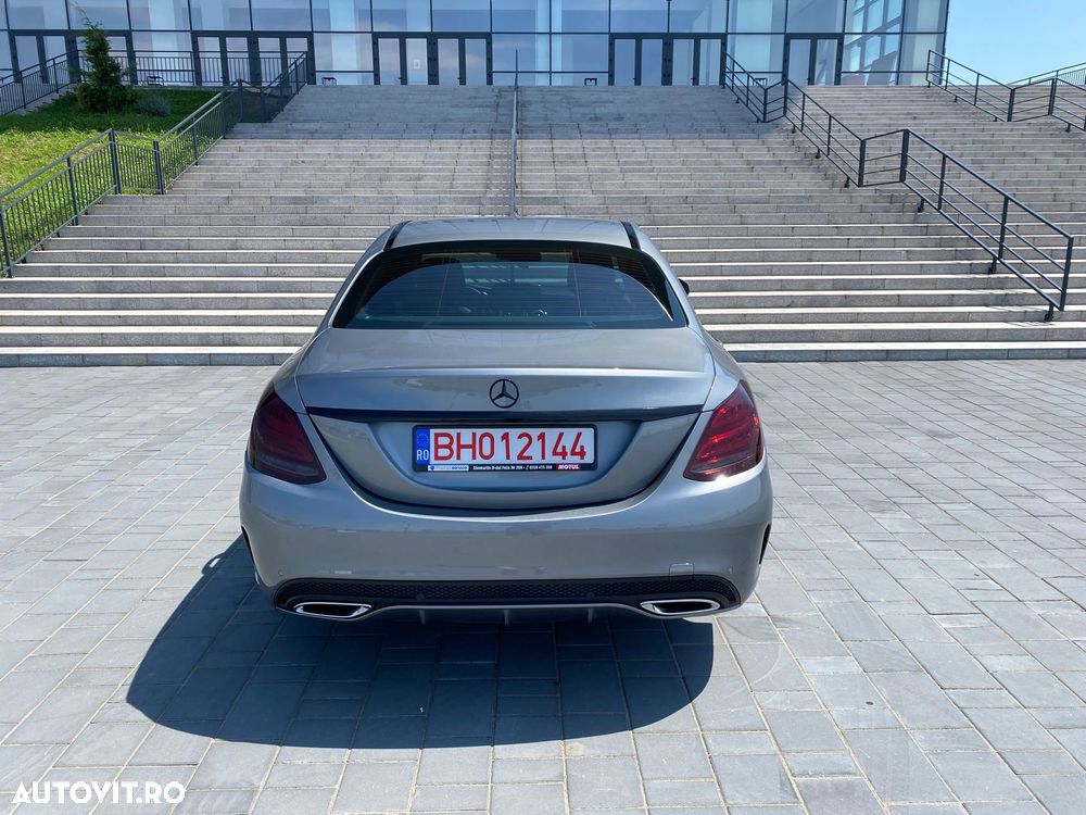 Mercedes-Benz C - 5
