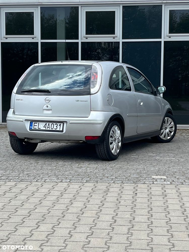 Opel Corsa 1.2 16V Sport EasyTronic - 3