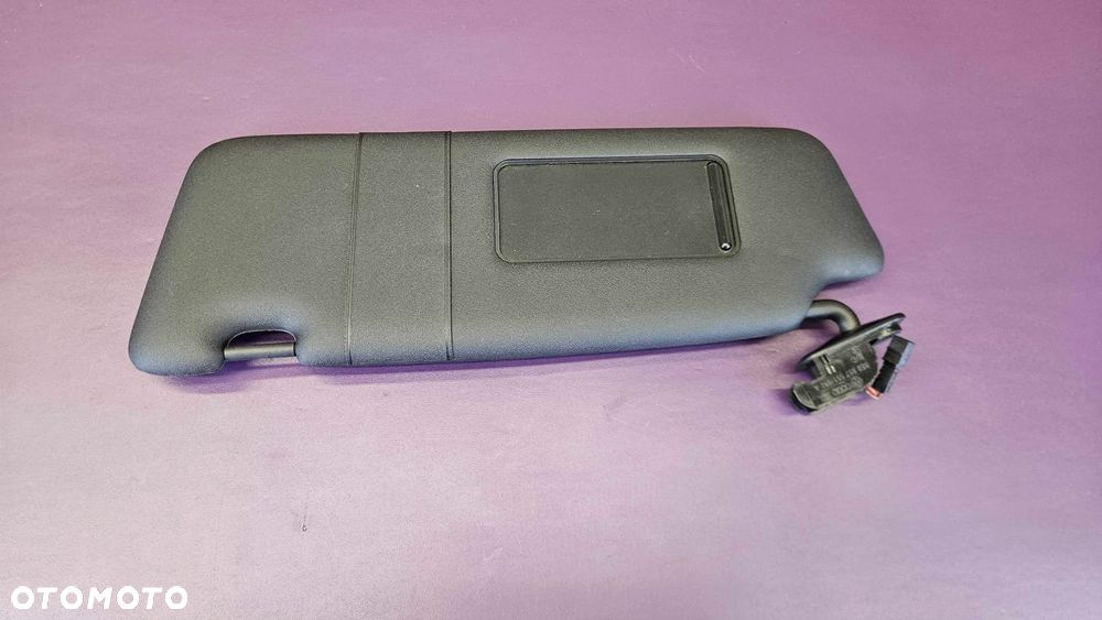 Daszek Słonecznik 8E0857551/551A 8E0857552/552A Czarne S-Line Osłona Przeciwsłoneczna Komplet Podświetlanie AUDI A4 B6 B7 - 9