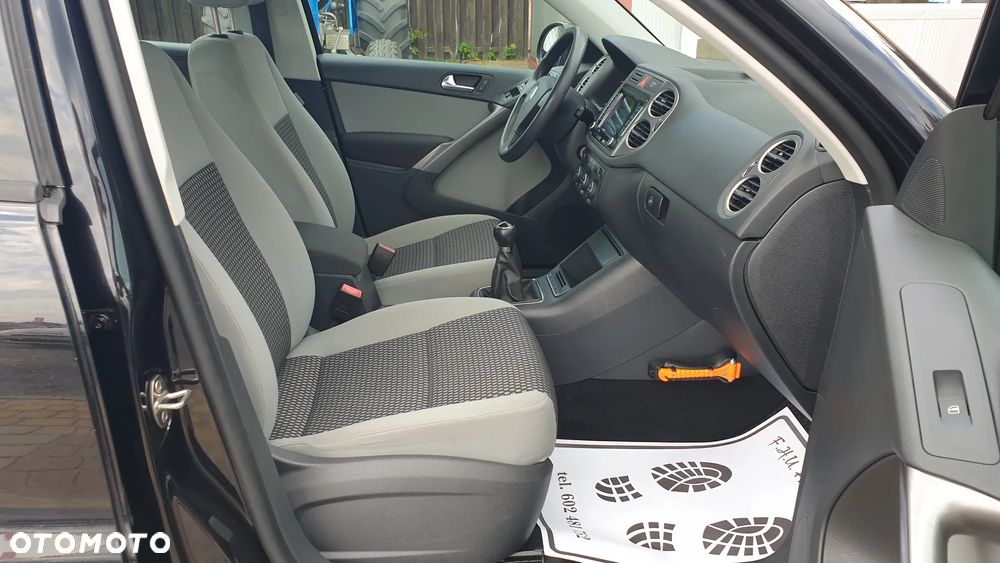 Volkswagen Tiguan - 13