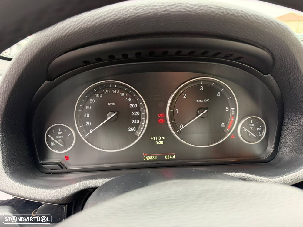 BMW X4 30 d xDrive Pack M - 32