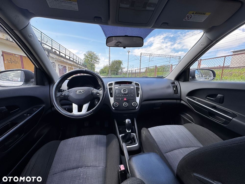 Kia Ceed 1.6 Comfort - 9