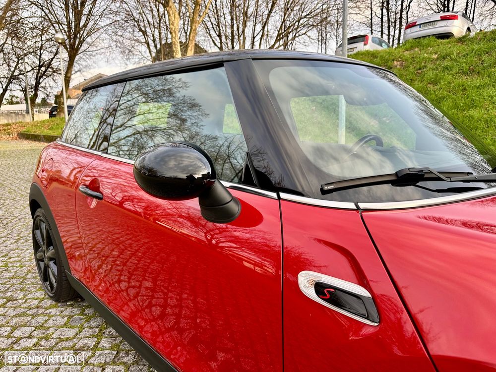 MINI 3 Portas Cooper D - 15