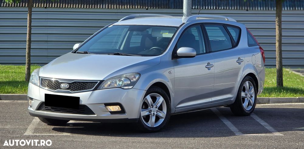 Kia Ceed - 1