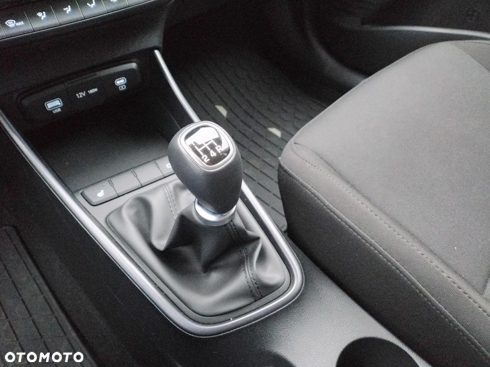 Hyundai i20 1.2 Modern - 15