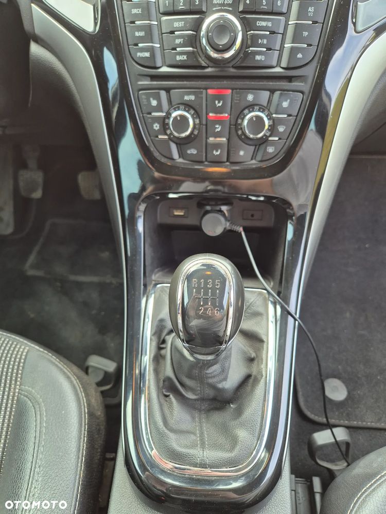 Opel Astra 2.0 CDTI DPF SportsTourer Exklusiv - 22