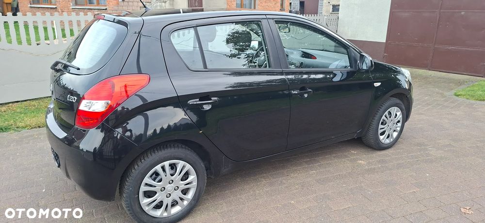Hyundai i20 - 27