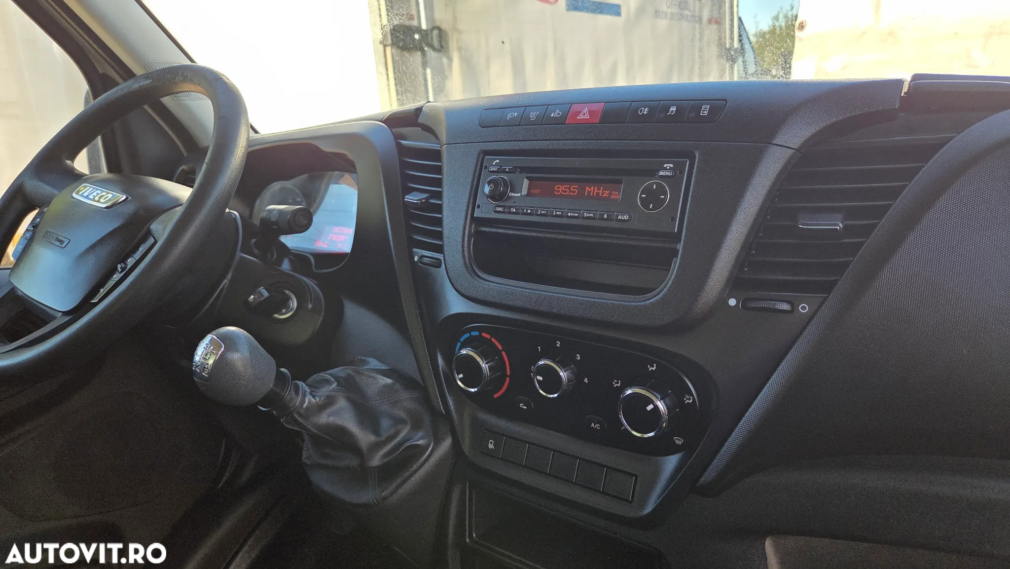 Iveco Daily 50/35-150 sasiu sau carosata, AC, posibiliate leasing - 10