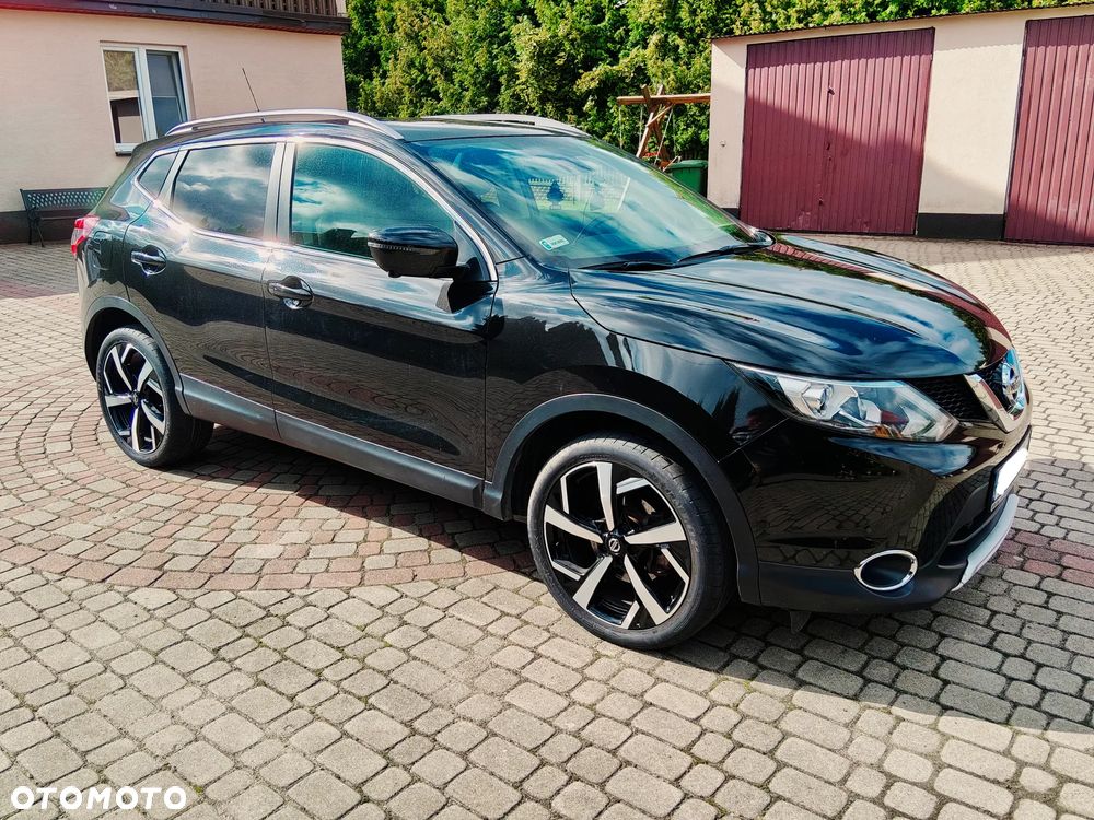 Nissan Qashqai 1.6 DCi 4x4 Tekna - 4