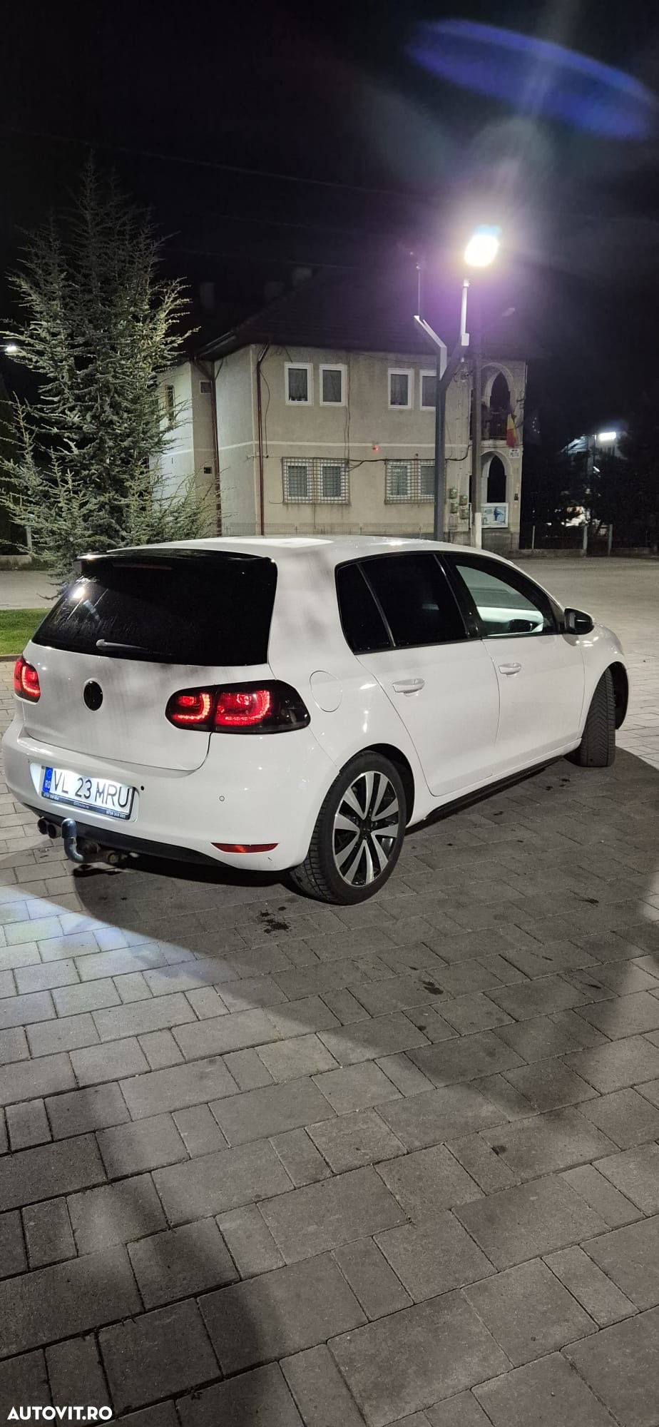 Volkswagen Golf 2.0 TDI DPF DSG GTD - 3