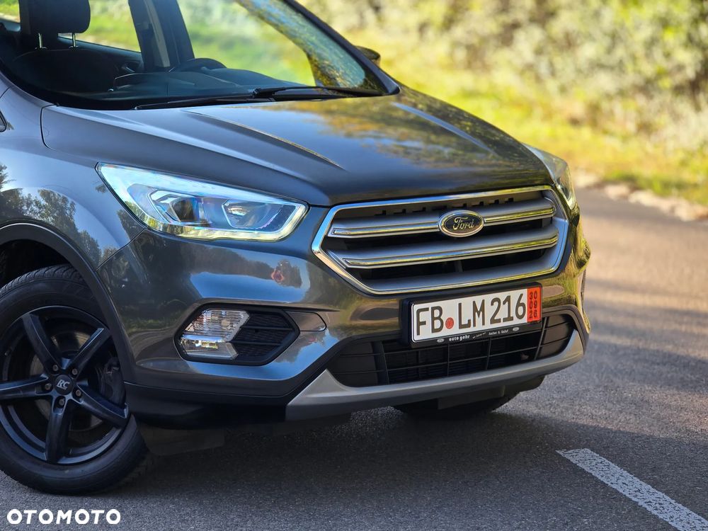 Ford Kuga 1.5 EcoBoost 2x4 Cool & Connect - 35