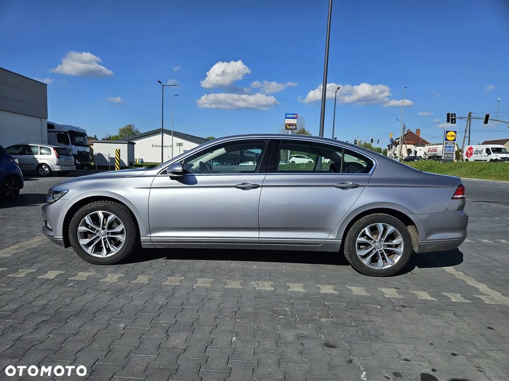 Volkswagen Passat 2.0 TDI BMT Comfortline - 4