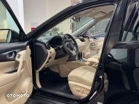 Nissan Rogue - 24
