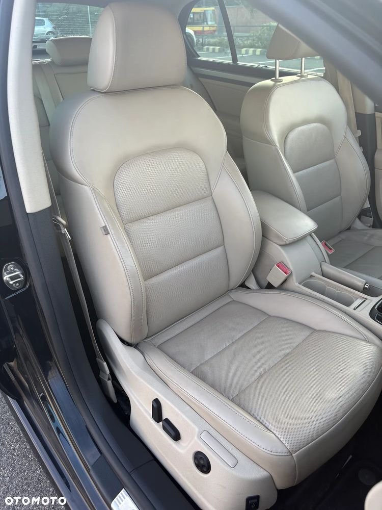 Skoda Superb 2.0 TSI Elegance DSG - 27
