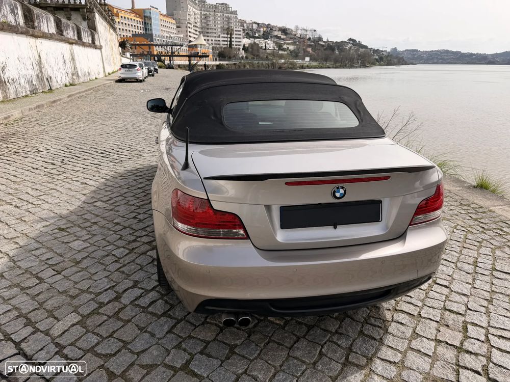 BMW 118 d Limited Edition Lifestyle c/ M Sport Pack - 21