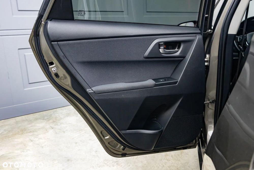 Toyota Auris Hybrid 135 Premium - 27