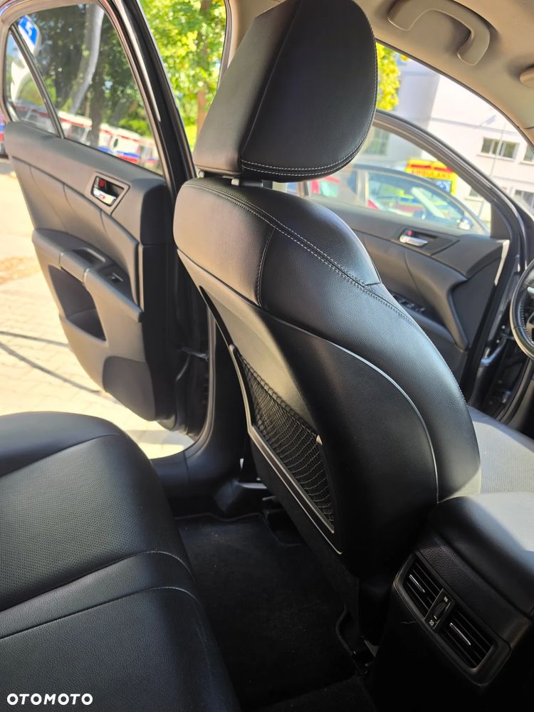 Suzuki Kizashi - 21