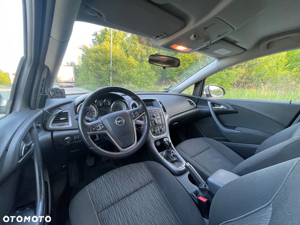 Opel Astra 1.4 T Enjoy - 18