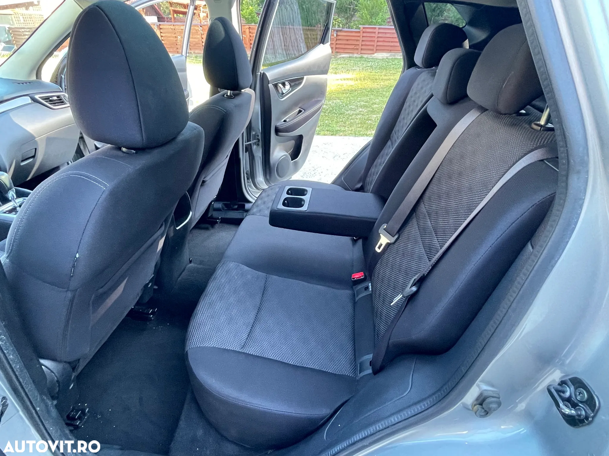Nissan Qashqai 1.6 DCI Start/Stop X-TRONIC Tekna - 22