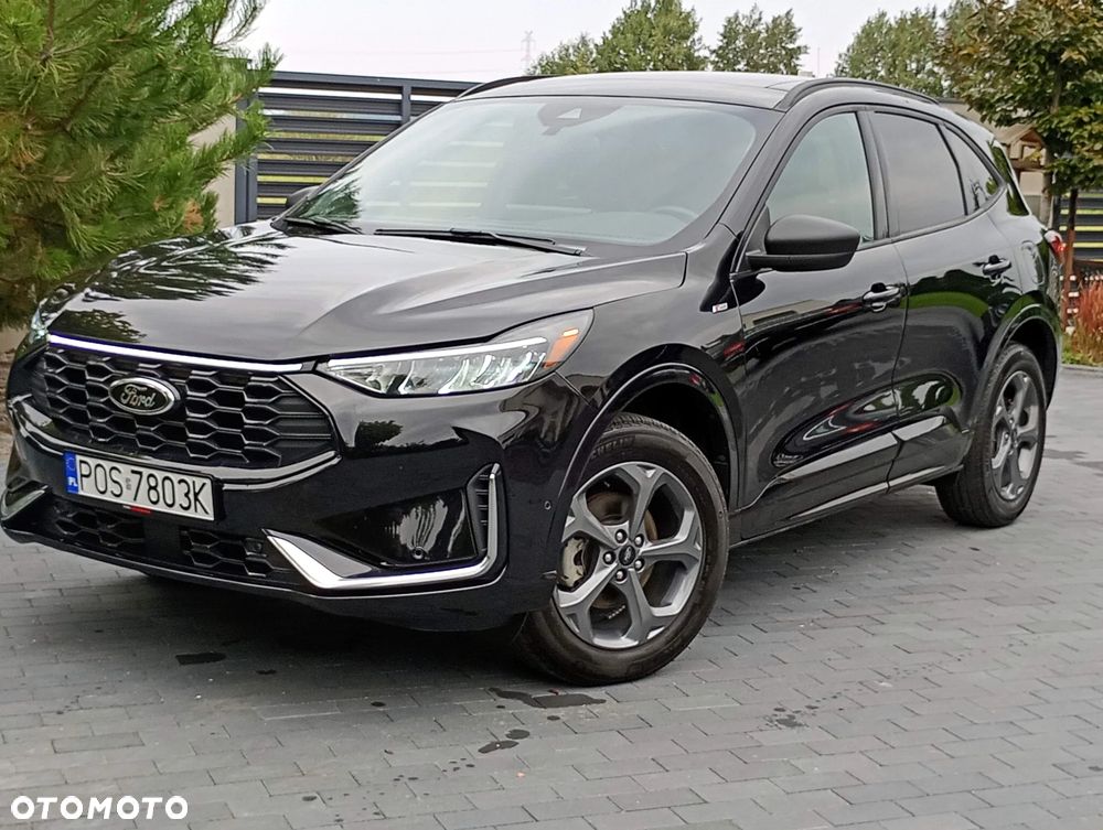 Ford Kuga - 1