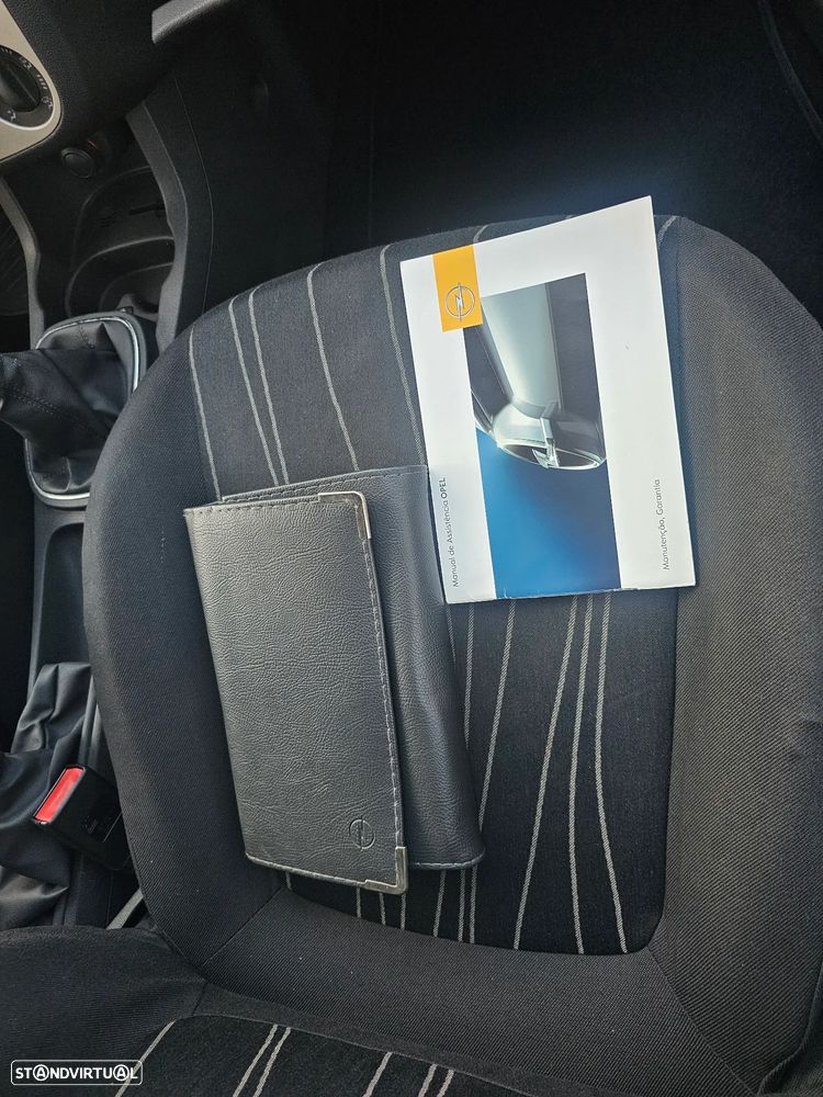 Opel Corsa 1.3 CDTI Enjoy EcoFLEX - 29
