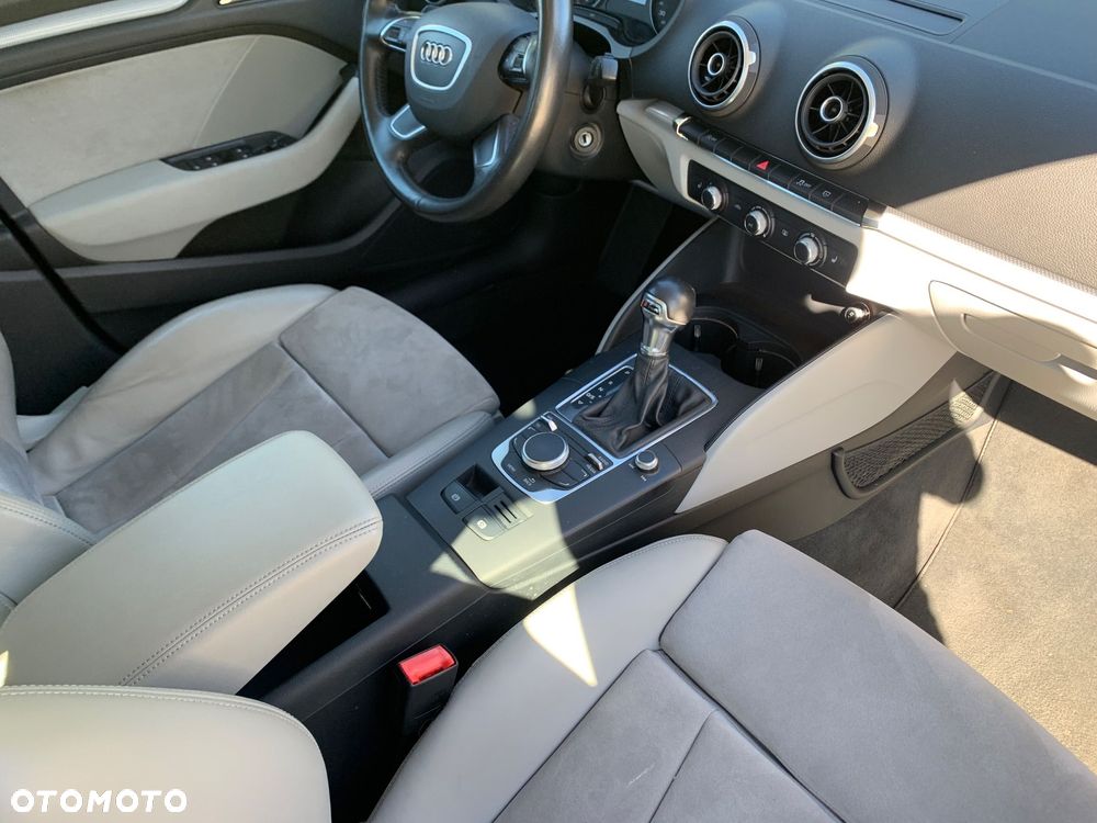 Audi A3 Sportback - 14