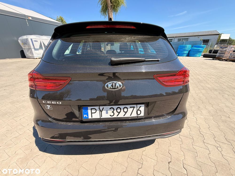 Kia Ceed - 5